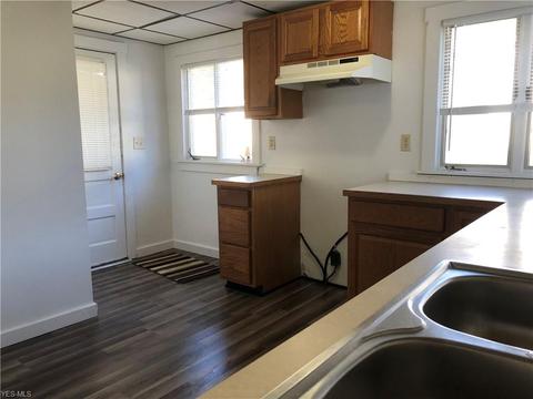 521 N Broadway St, Barnesville, OH 43713 photo 27