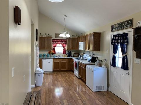 12745 St Rt 550, Fleming, OH 45729 photo 8