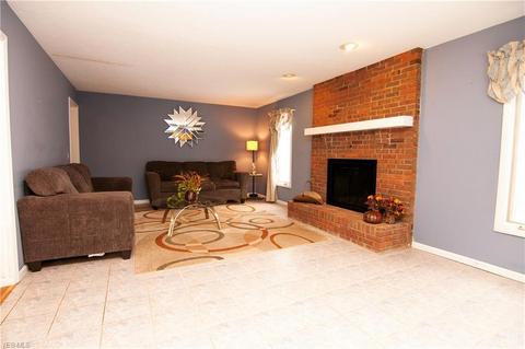 34725 Ada Dr, Solon, OH 44139 photo 3
