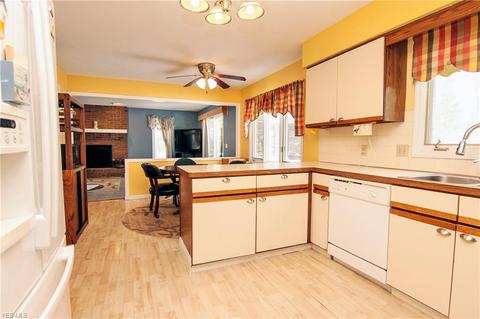34725 Ada Dr, Solon, OH 44139 photo 7