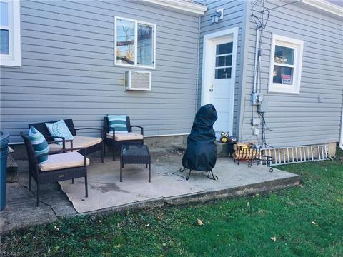 2137 E 42nd St, Ashtabula, OH 44004 photo 3