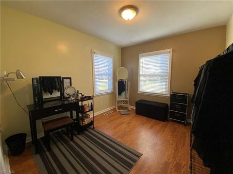 2137 E 42nd St, Ashtabula, OH 44004 photo 11