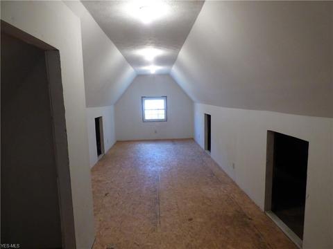 3742 Devon Dr SE, Warren, OH 44484 photo 13