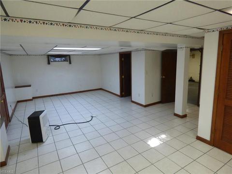 3742 Devon Dr SE, Warren, OH 44484 photo 15