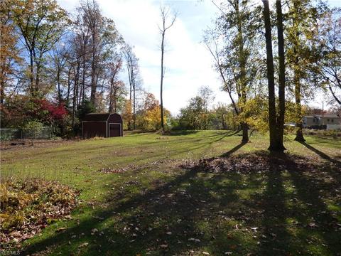 3742 Devon Dr SE, Warren, OH 44484 photo 6