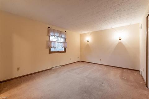 4915 Lawndale St NW, Canton, OH 44708 photo 13