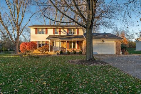 4915 Lawndale St NW, Canton, OH 44708 photo 1