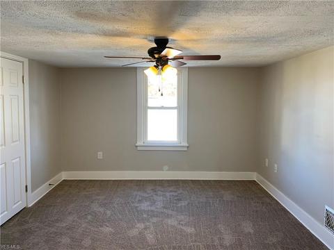 419 Main St, Dover, OH 44622 photo 15