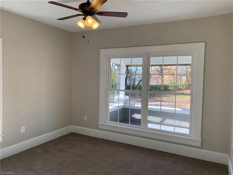 419 Main St, Dover, OH 44622 photo 8