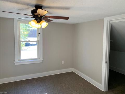 419 Main St, Dover, OH 44622 photo 12