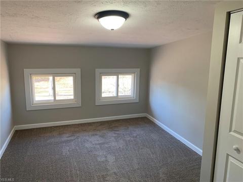 419 Main St, Dover, OH 44622 photo 16