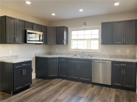419 Main St, Dover, OH 44622 photo 6
