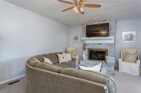 144 Pepperdine Dr, Elyria, OH 44035 photo 9
