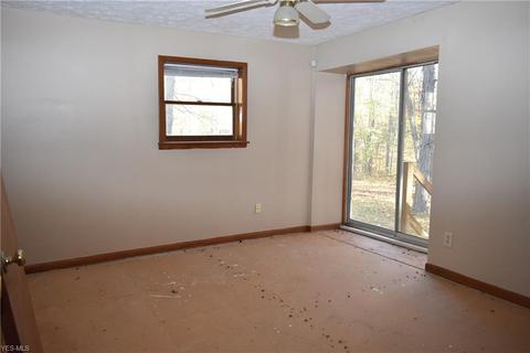 416 Easy St, Willard, OH 44890 photo 7