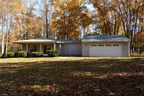 416 Easy St, Willard, OH 44890 photo 1