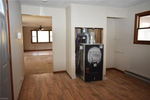 416 Easy St, Willard, OH 44890 photo 12
