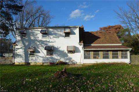 633 Hilliard Rd, Elyria, OH 44035 photo 2