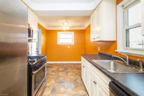 6216 State Rd, Parma, OH 44134 photo 6