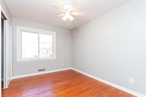 6216 State Rd, Parma, OH 44134 photo 9