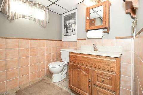 227 Yale Ave, Elyria, OH 44035 photo 27