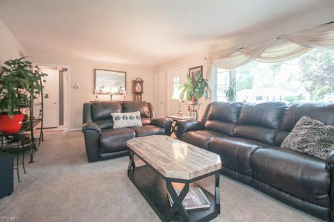 227 Yale Ave, Elyria, OH 44035 photo 6