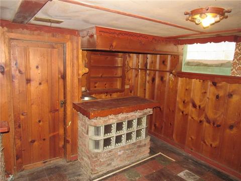 634 Cambridge Ave, Elyria, OH 44035 photo 3