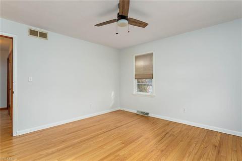 226 Yale Ave, Elyria, OH 44035 photo 23