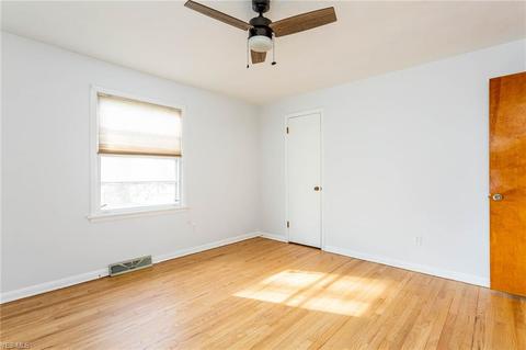 226 Yale Ave, Elyria, OH 44035 photo 24