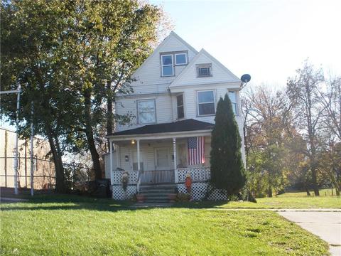 806 Broad St, Elyria, OH 44035 photo 1