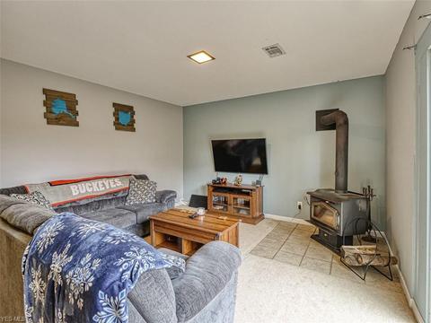 225 Crestview Dr, Elyria, OH 44035 photo 26