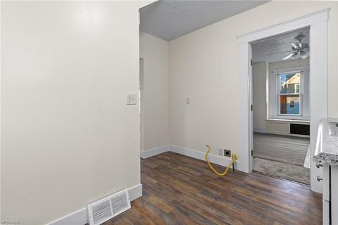 200 Lake Ave, Elyria, OH 44035 photo 13