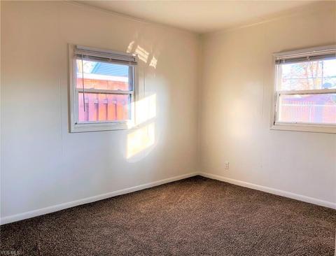 2472 E 41st St, Lorain, OH 44055 photo 16