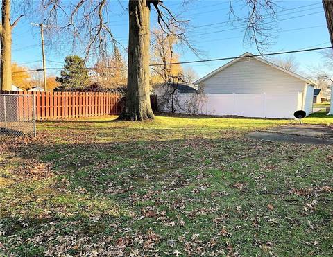 2472 E 41st St, Lorain, OH 44055 photo 4