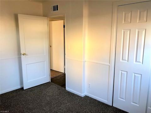 2472 E 41st St, Lorain, OH 44055 photo 18