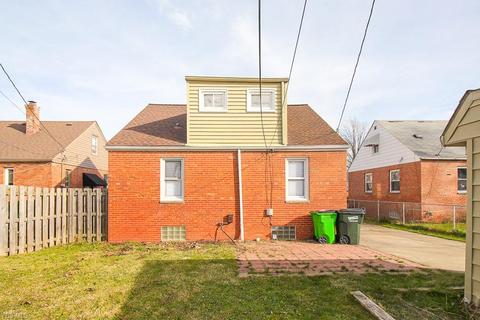 262 E 323rd St, Willowick, OH 44095 photo 11