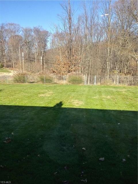 6240 Sandy Hook Dr, Parma, OH 44134 photo 5