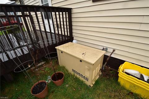 356 Como St, Struthers, OH 44471 photo 22