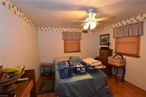 356 Como St, Struthers, OH 44471 photo 10