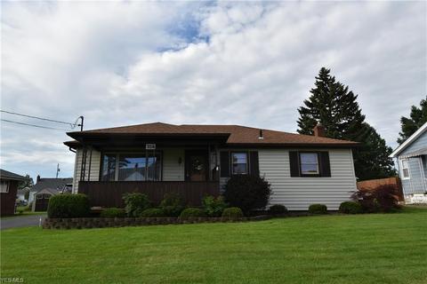 356 Como St, Struthers, OH 44471 photo 1