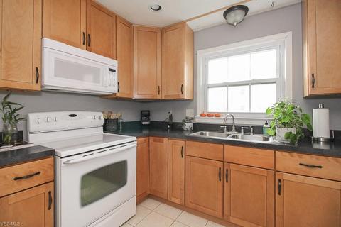 6614 Gerald Ave, Parma, OH 44129 photo 4