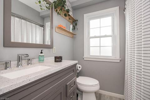 6614 Gerald Ave, Parma, OH 44129 photo 8