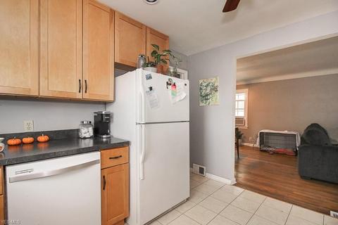 6614 Gerald Ave, Parma, OH 44129 photo 6
