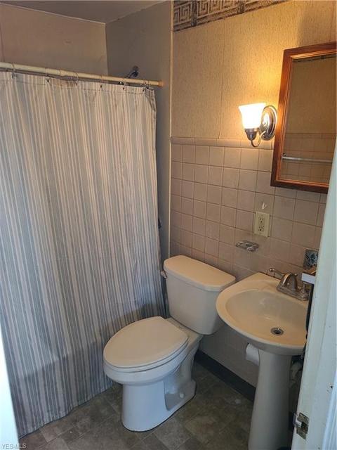 2917 Helen Pl NW, Canton, OH 44708 photo 5