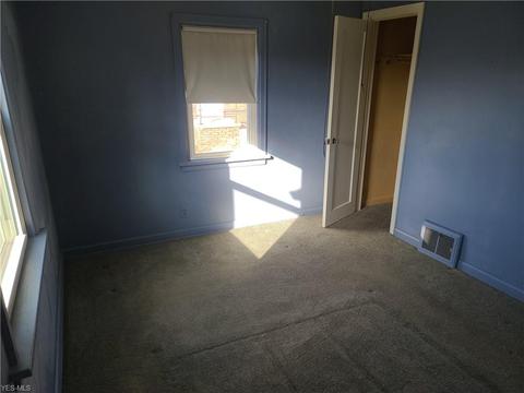 2917 Helen Pl NW, Canton, OH 44708 photo 4