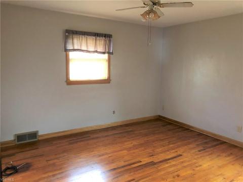 3911 Arden Blvd, Youngstown, OH 44511 photo 13