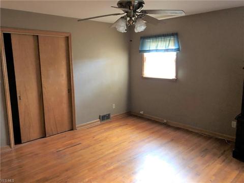 3911 Arden Blvd, Youngstown, OH 44511 photo 12