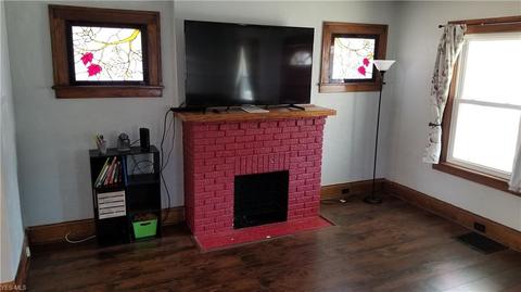 69 E Brookside Ave, Akron, OH 44301 photo 18