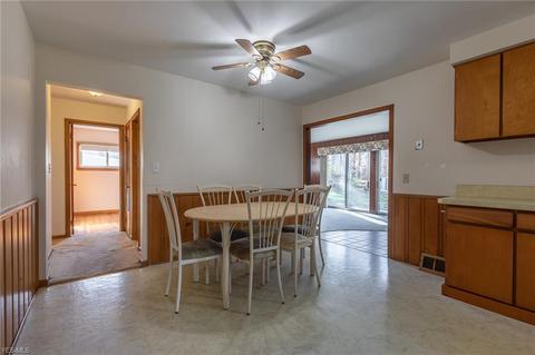 864 Lloyd Rd, Wickliffe, OH 44092 photo 6