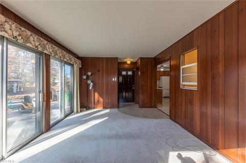 864 Lloyd Rd, Wickliffe, OH 44092 photo 8