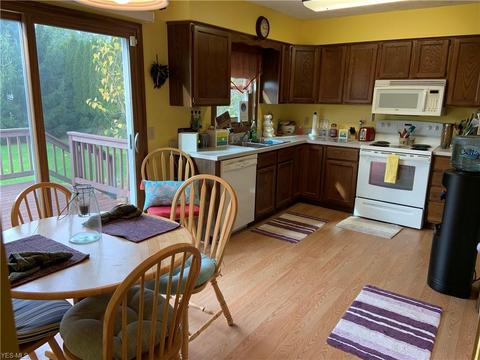 8315 Crabapple Ave NE, Canton, OH 44721 photo 8
